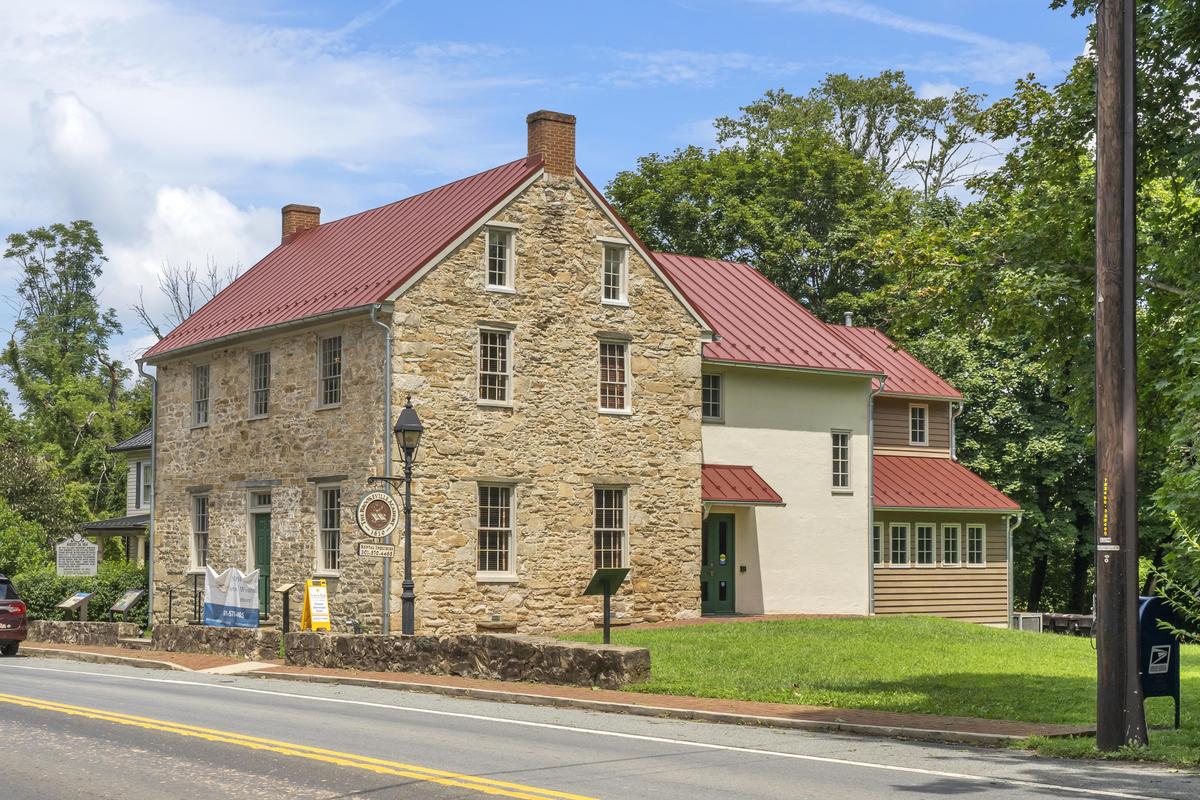 Discover Brookeville